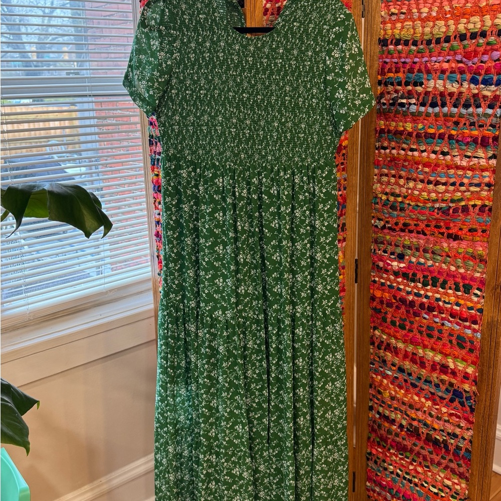 Zara Green Floral Short Sleeve Dress